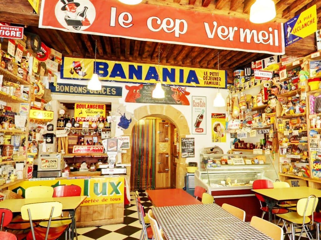 marinette super vintage cafe lyon cool en français